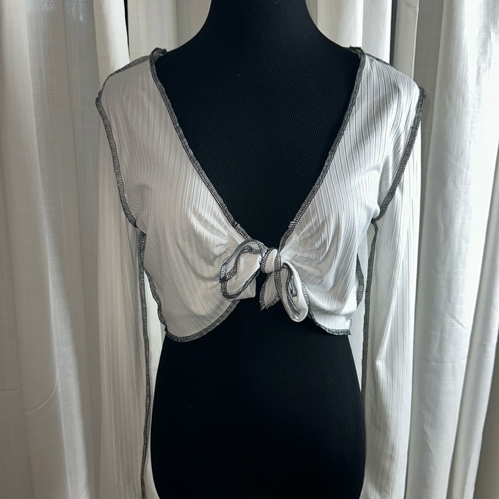 BUNDLE OF 3 MM Womens Cropped Tie-Front Long Sleeve